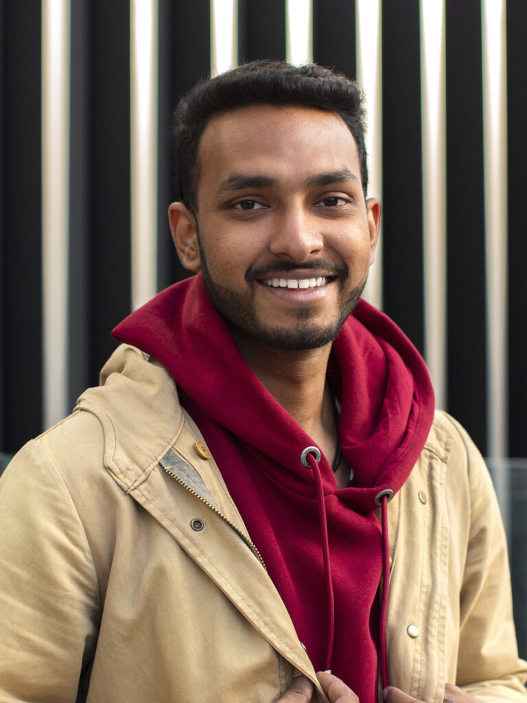 medium-shot-smiley-man-posing